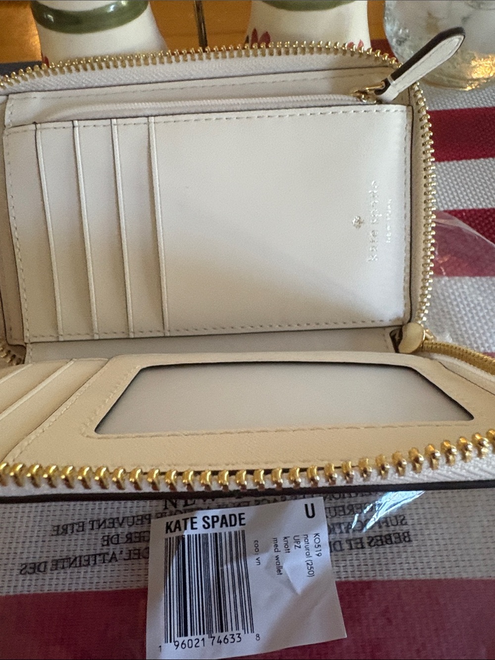 kate spade White and Natural Straw Woven Crossbody Wallet - Picture 3 of 3